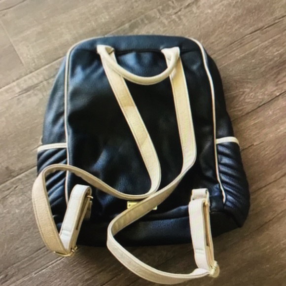 Steve Madden black leather backpack - Picture 5 of 5